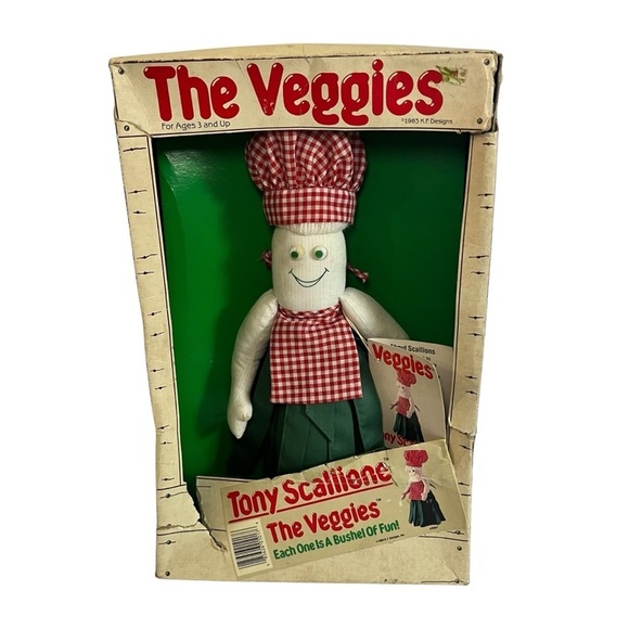 K.F. Designs Other - 🌽 Vintage 1985 Tony Scallione “The Veggies” Plush Doll with Box